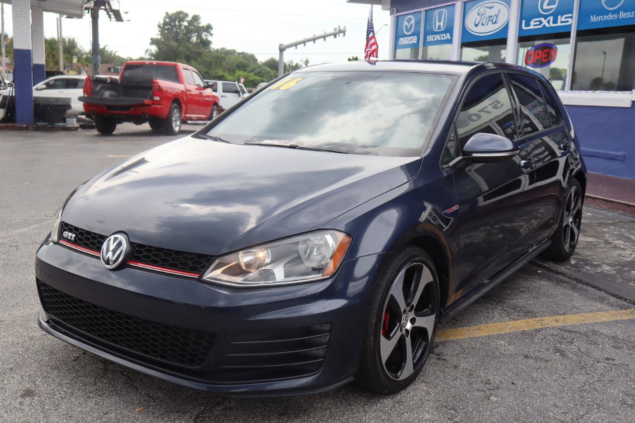 Used 2016 Volkswagen GTI SE FWD image 9