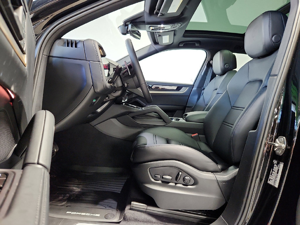 New 2027 Porsche Cayenne S AWD/4WD image 5