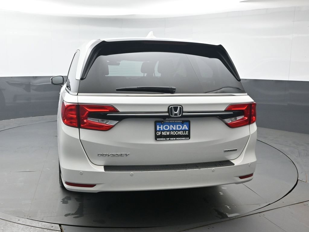 Used 2023 Honda Odyssey Touring image 5