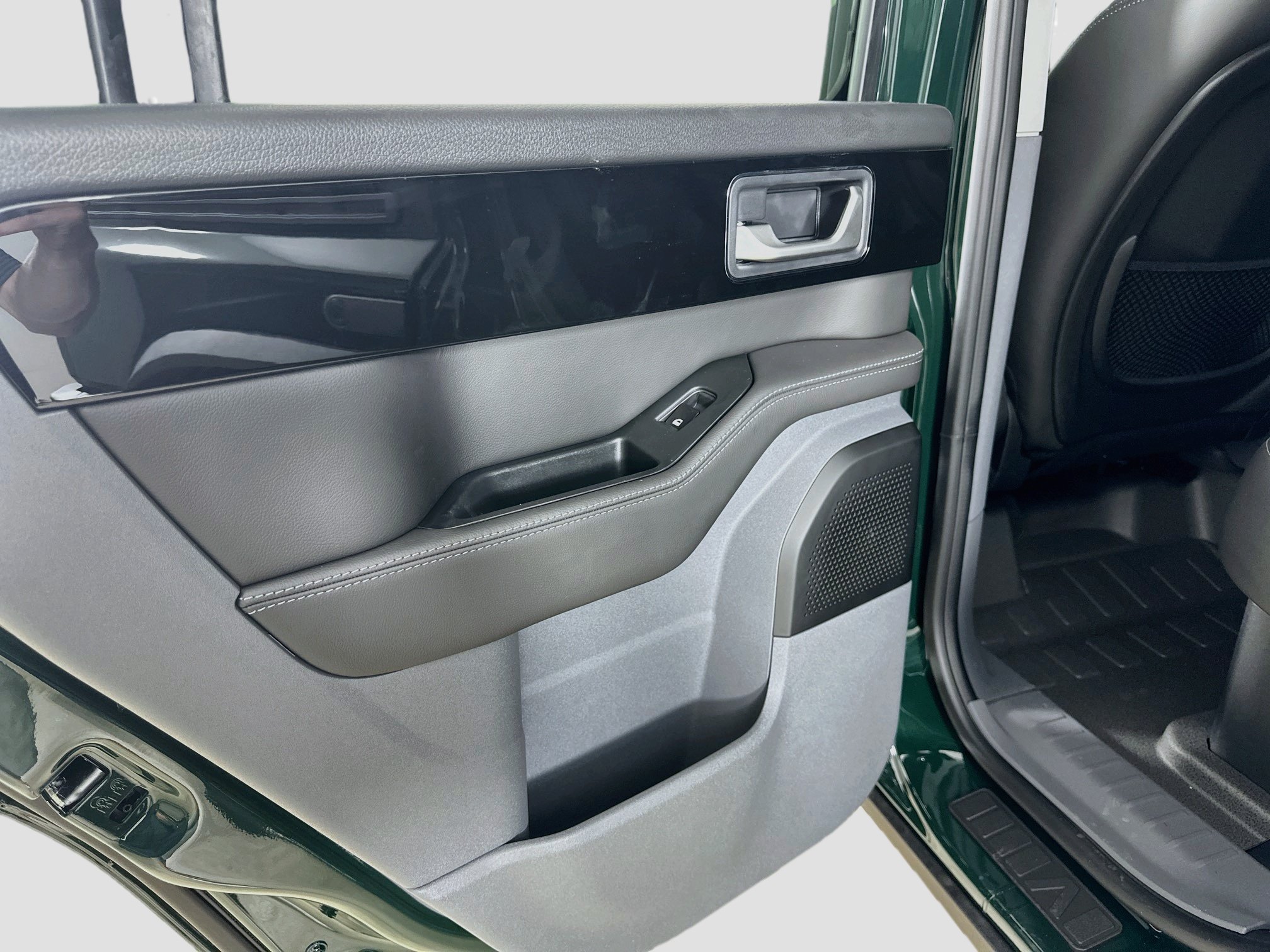 New 2026 INEOS Grenadier Station Wagon AWD/4WD image 35