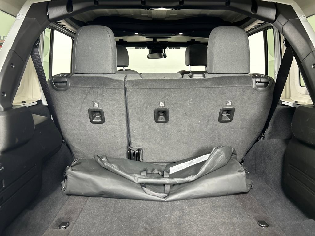 Used 2024 Jeep Wrangler Willys image 20
