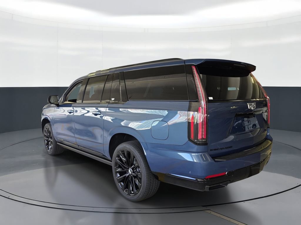 New 2026 Cadillac Escalade ESV Platinum Sport w/ LPO, ONYX Package AWD/4WD image 4