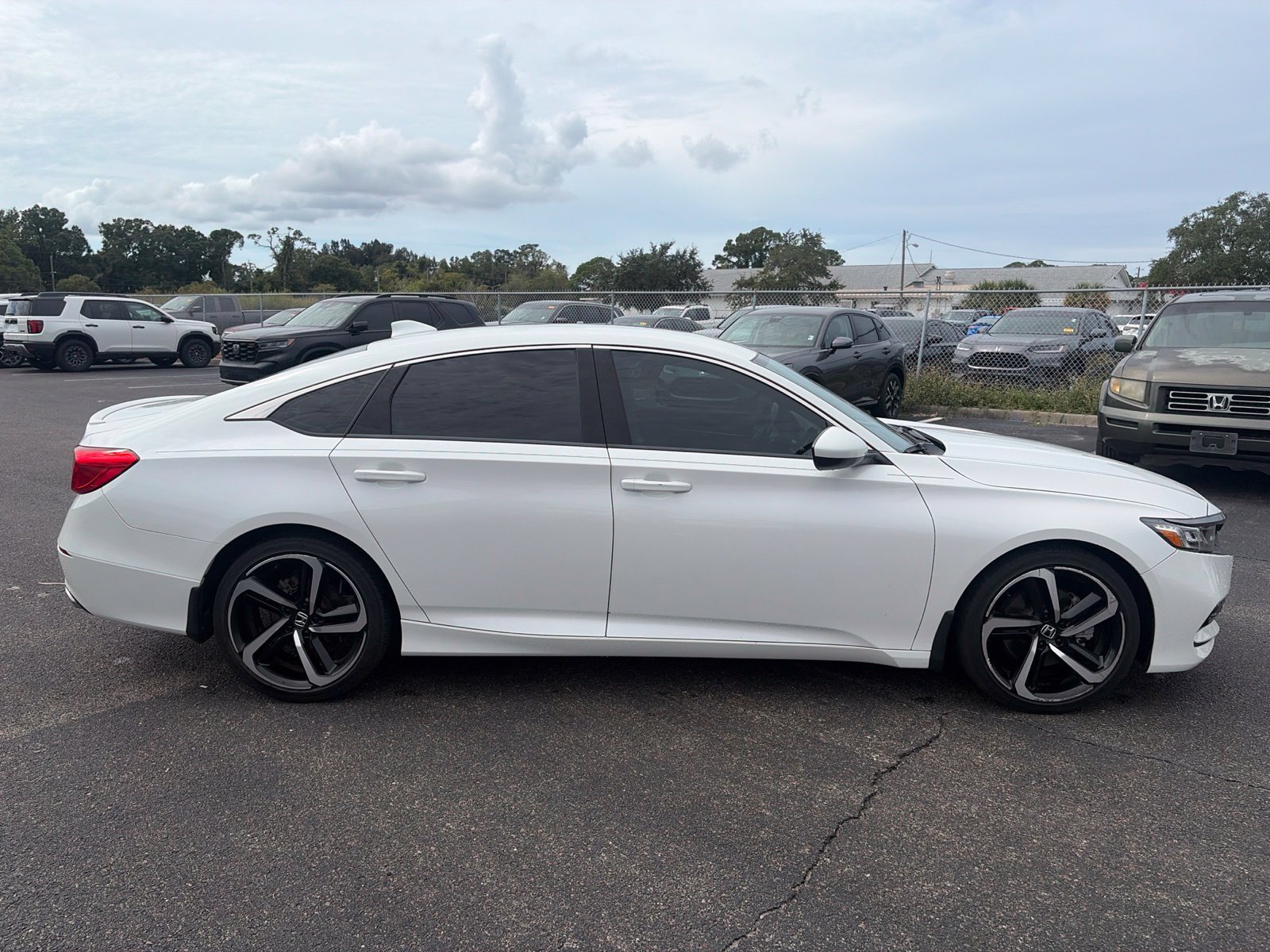 Used 2020 Honda Accord Sport image 8