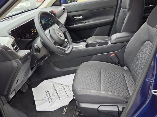 Used 2025 Nissan Kicks SV FWD image 5