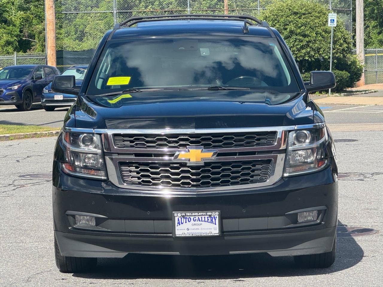 Used 2018 Chevrolet Suburban LT AWD/4WD image 2