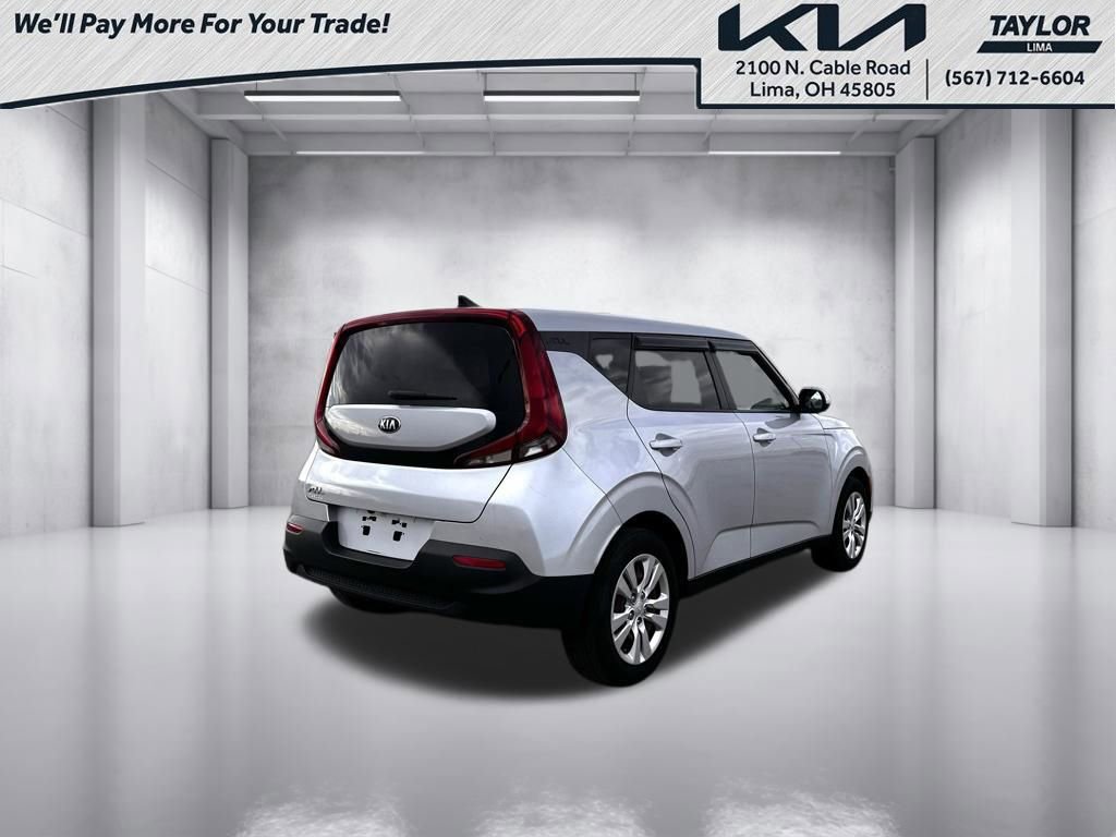 Used 2020 Kia Soul LX image 2