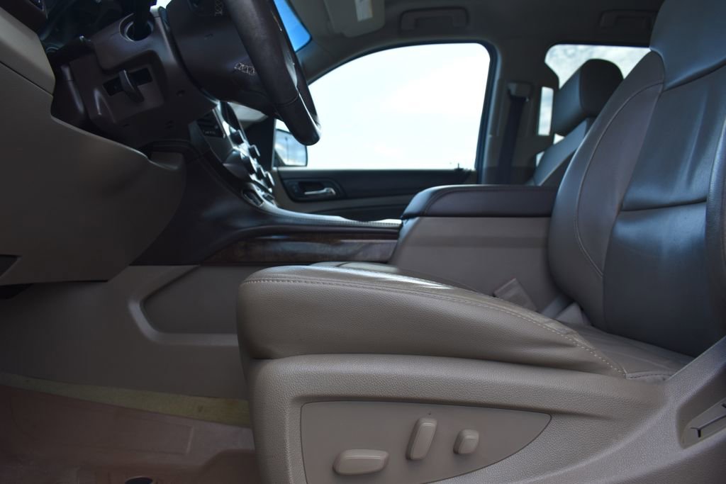 Used 2017 Chevrolet Tahoe LT image 7