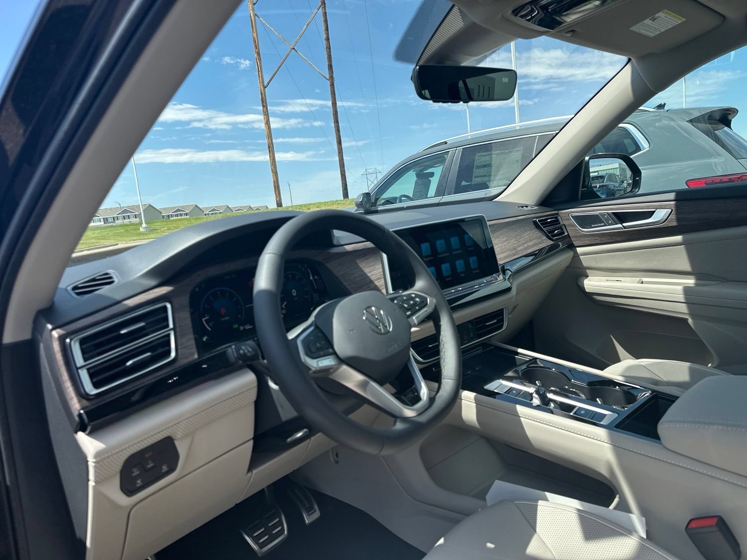 New 2026 Volkswagen Atlas SEL Premium R-Line AWD/4WD image 13