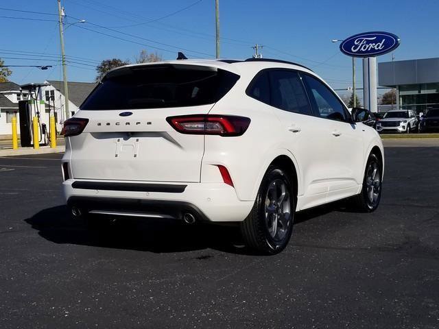 Certified 2024 Ford Escape ST-Line w/ Tech Pack #1 image 4
