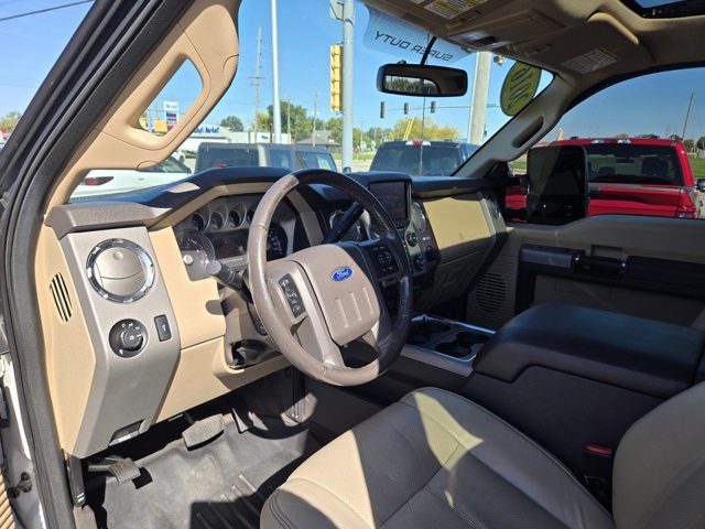 Used 2016 Ford F250 Lariat w/ Lariat Ultimate Package AWD/4WD image 2