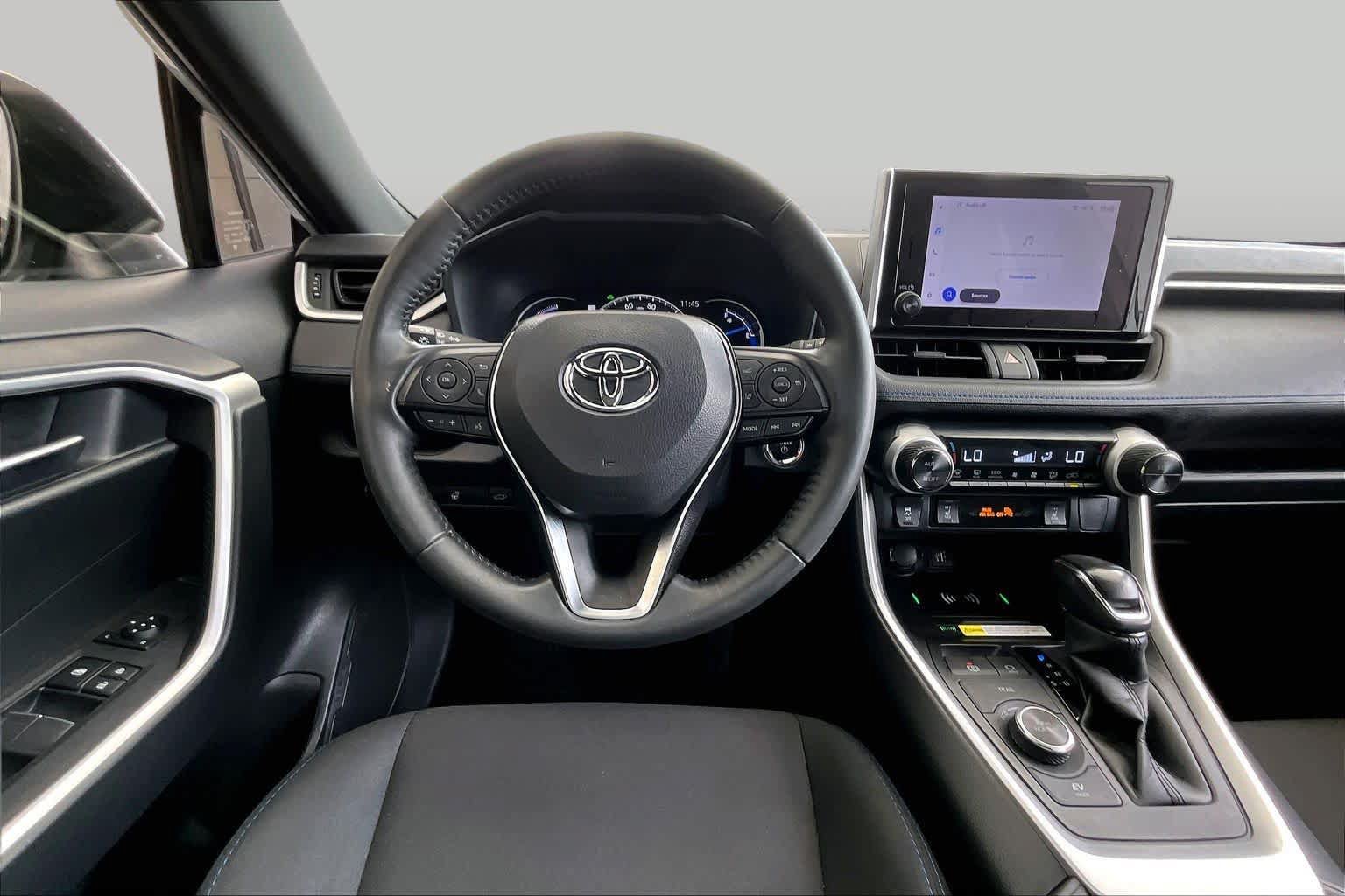 Certified 2023 Toyota RAV4 SE w/ Convenience Package AWD/4WD image 6