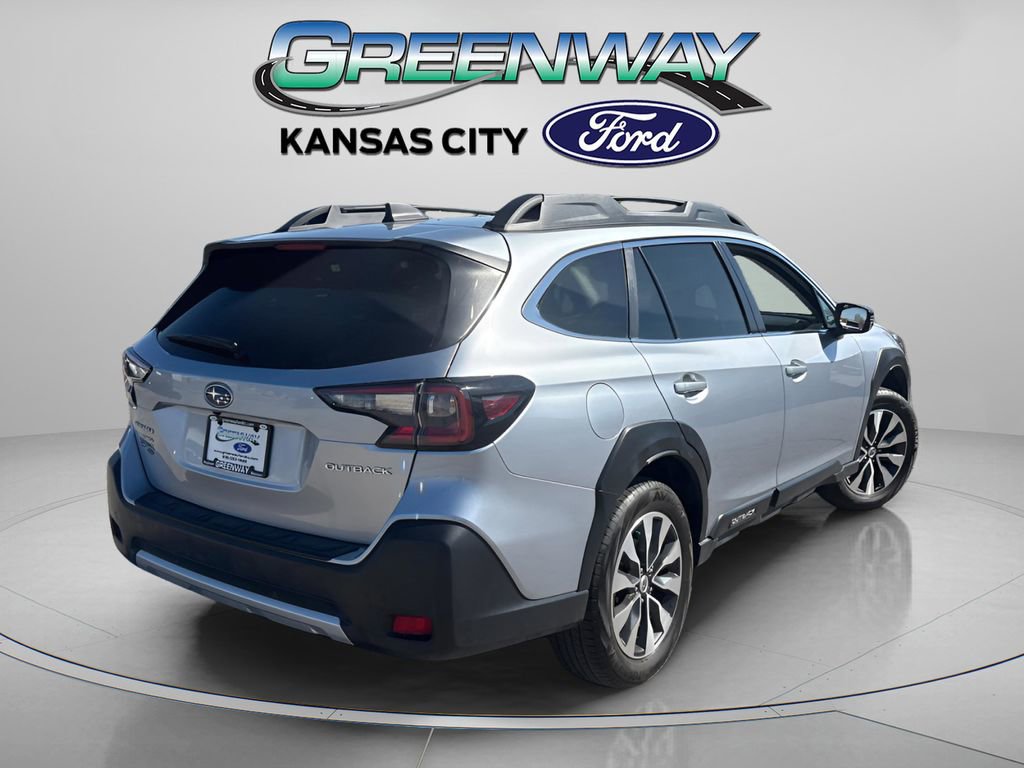 Used 2023 Subaru Outback Limited AWD/4WD image 7
