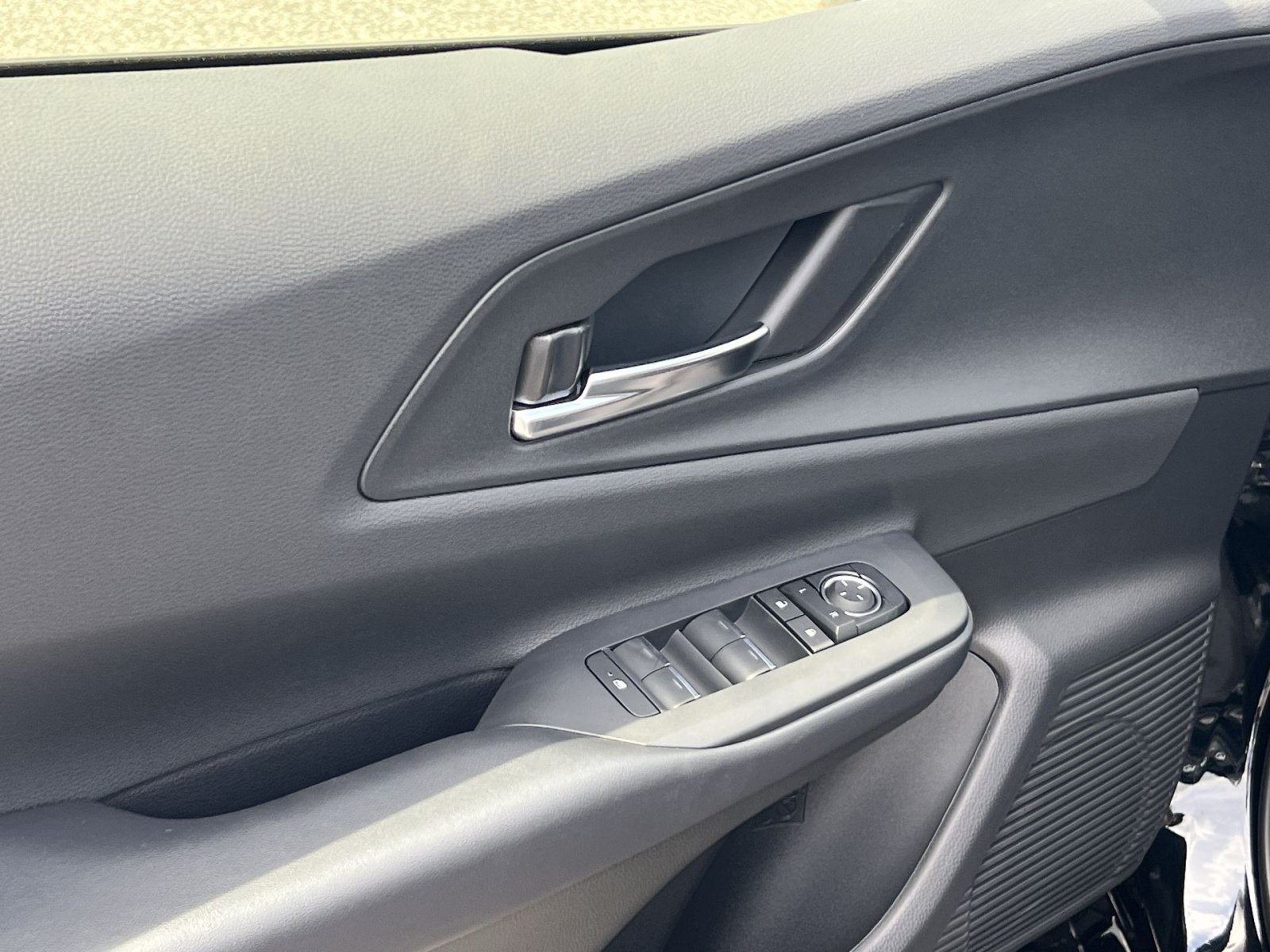 New 2026 Toyota Prius Plug-In Hybrid FWD image 10
