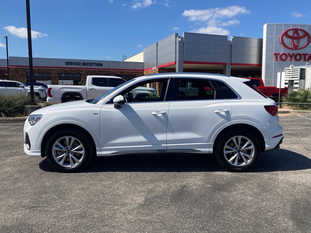 Used 2025 Audi Q3 2.0T Premium AWD/4WD image 8