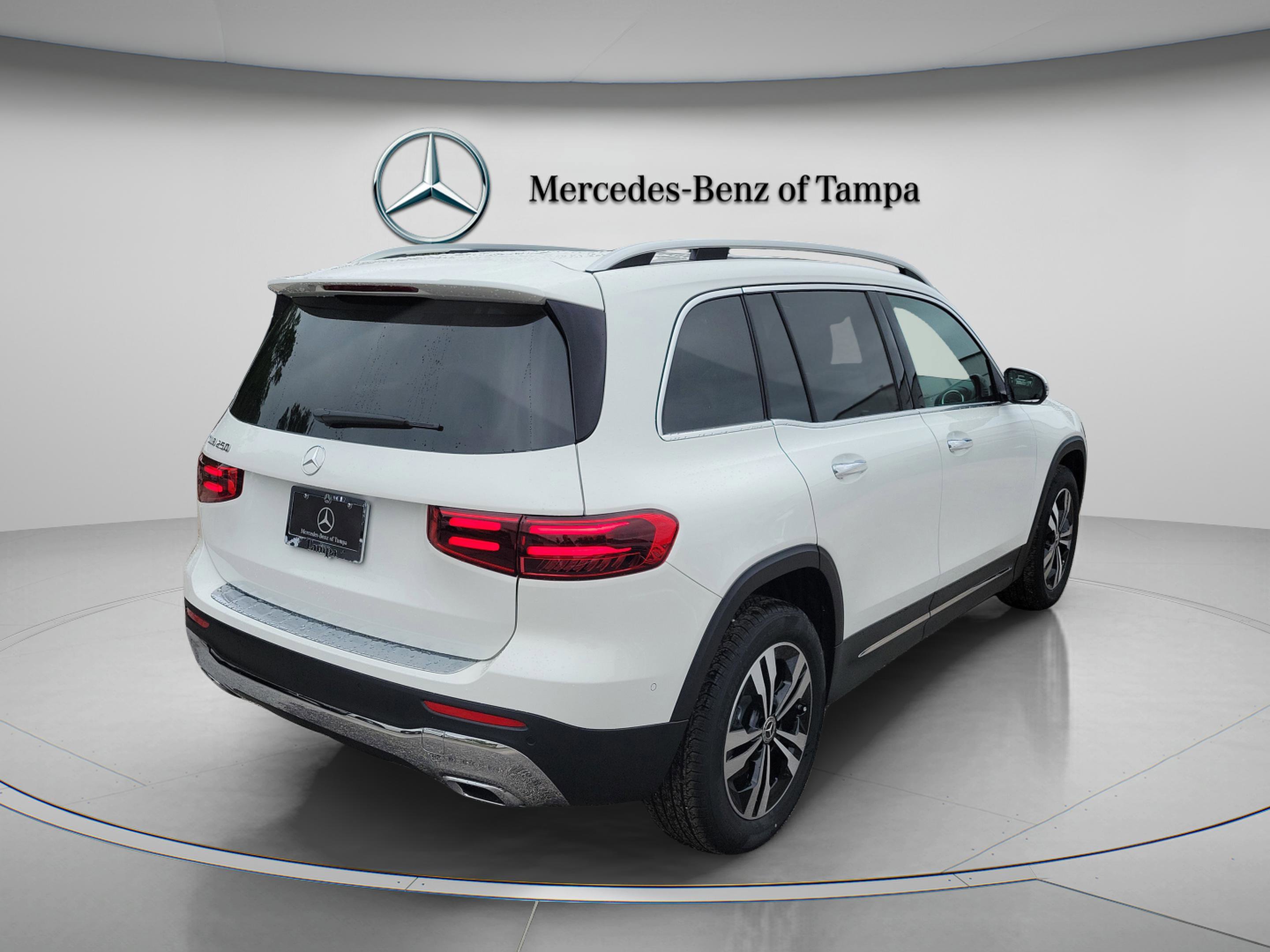 Certified 2026 Mercedes-Benz GLB 250 image 3