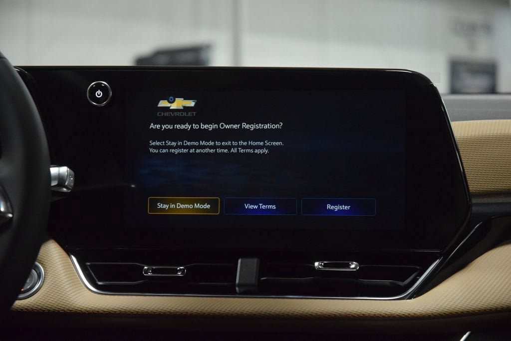 New 2027 Chevrolet Equinox ACTIV w/ Safety and Technology Package FWD image 32