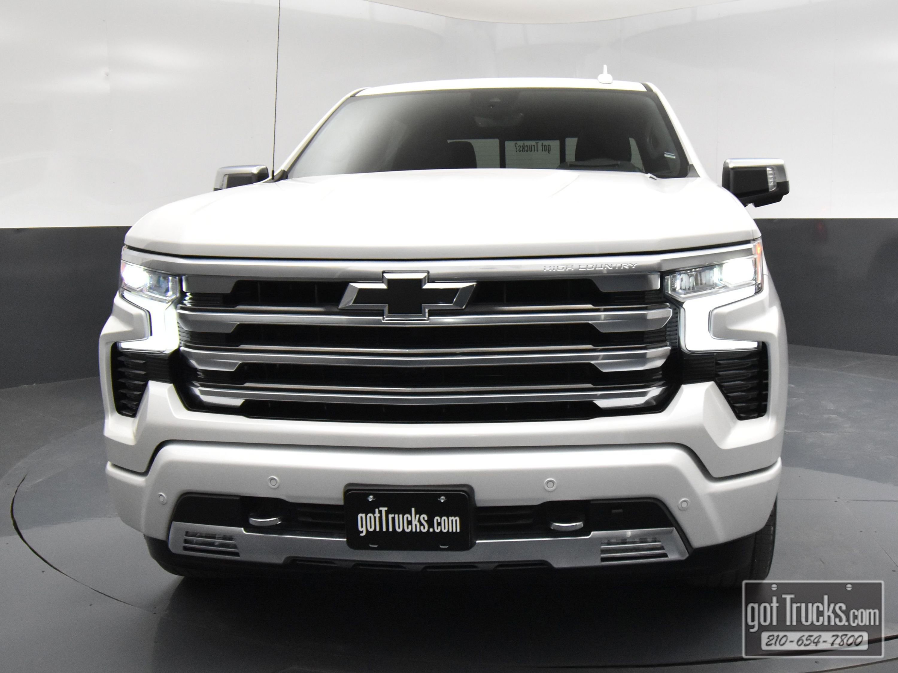 Used 2025 Chevrolet Silverado 1500 High Country image 51