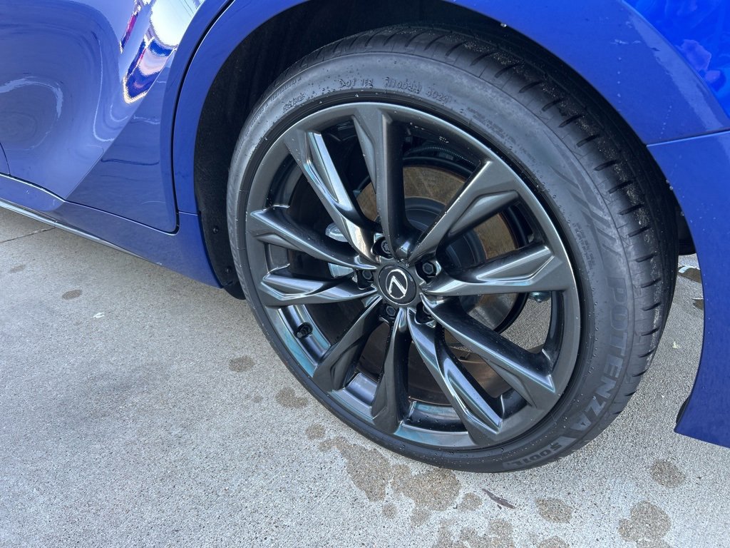 Used 2025 Lexus IS 350 F Sport image 9