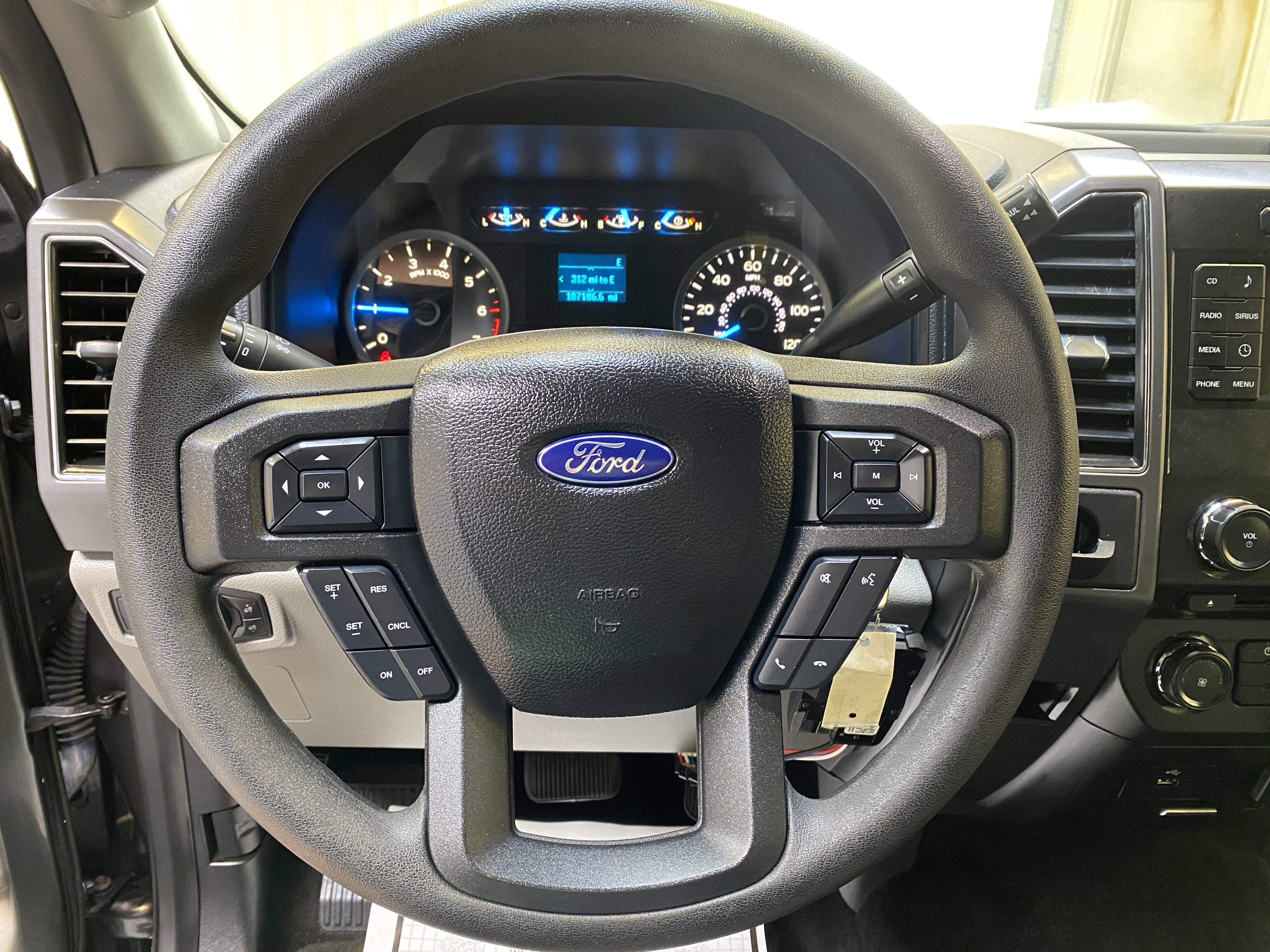 Used 2017 Ford F150 XLT image 29