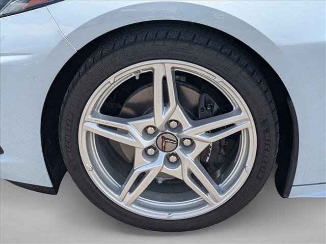 Used 2021 Chevrolet Corvette Stingray Coupe w/ 1LT image 10