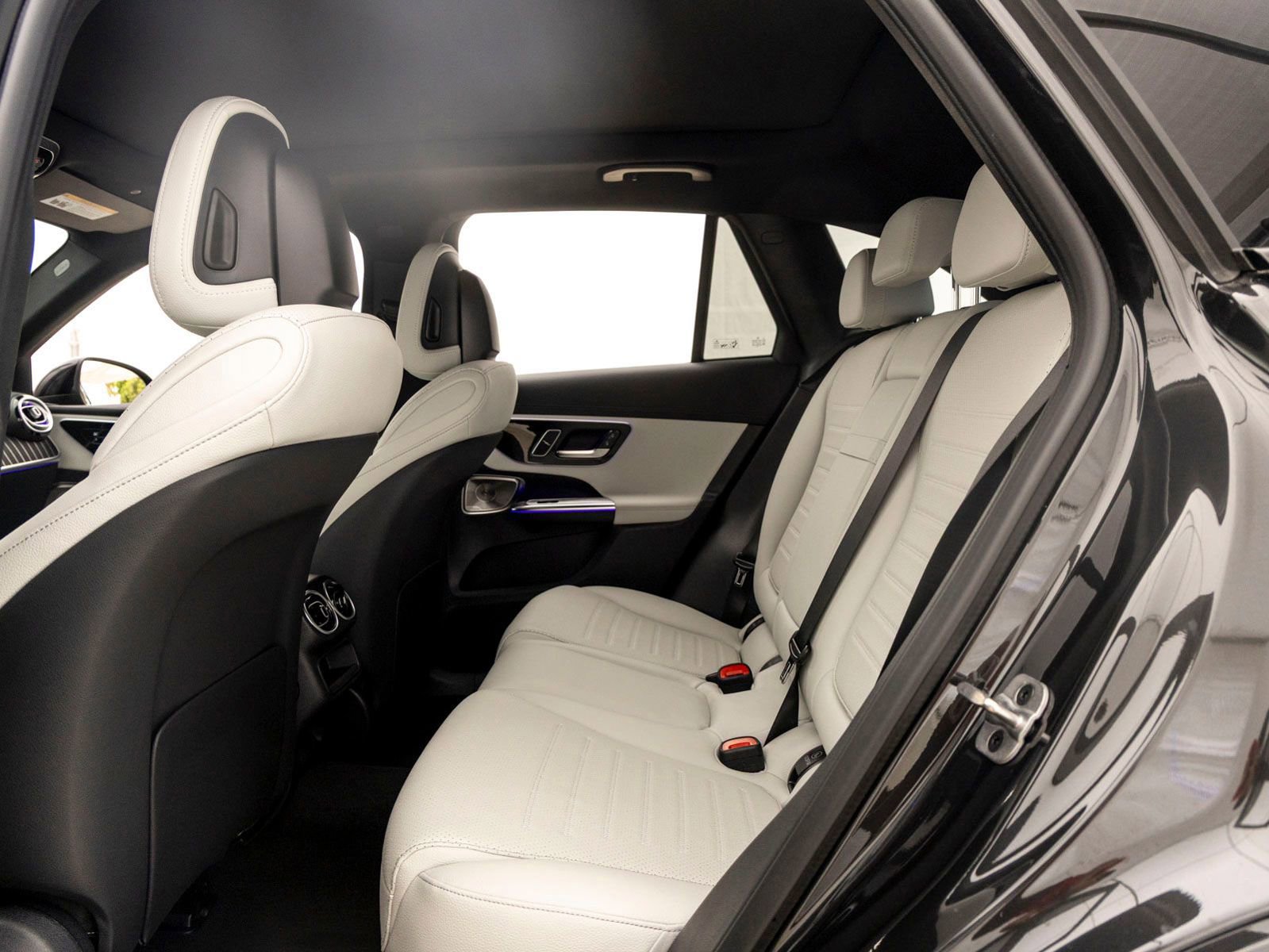 New 2026 Mercedes-Benz GLC 300 image 20