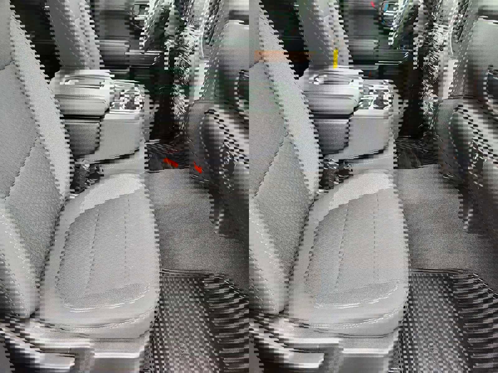 Used 2021 Chevrolet Silverado 1500 LT image 15