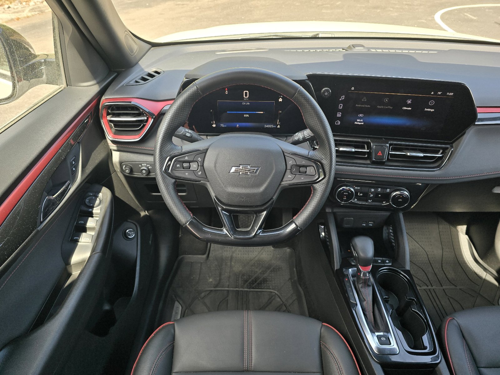 Used 2024 Chevrolet TrailBlazer RS w/ Convenience Package image 13