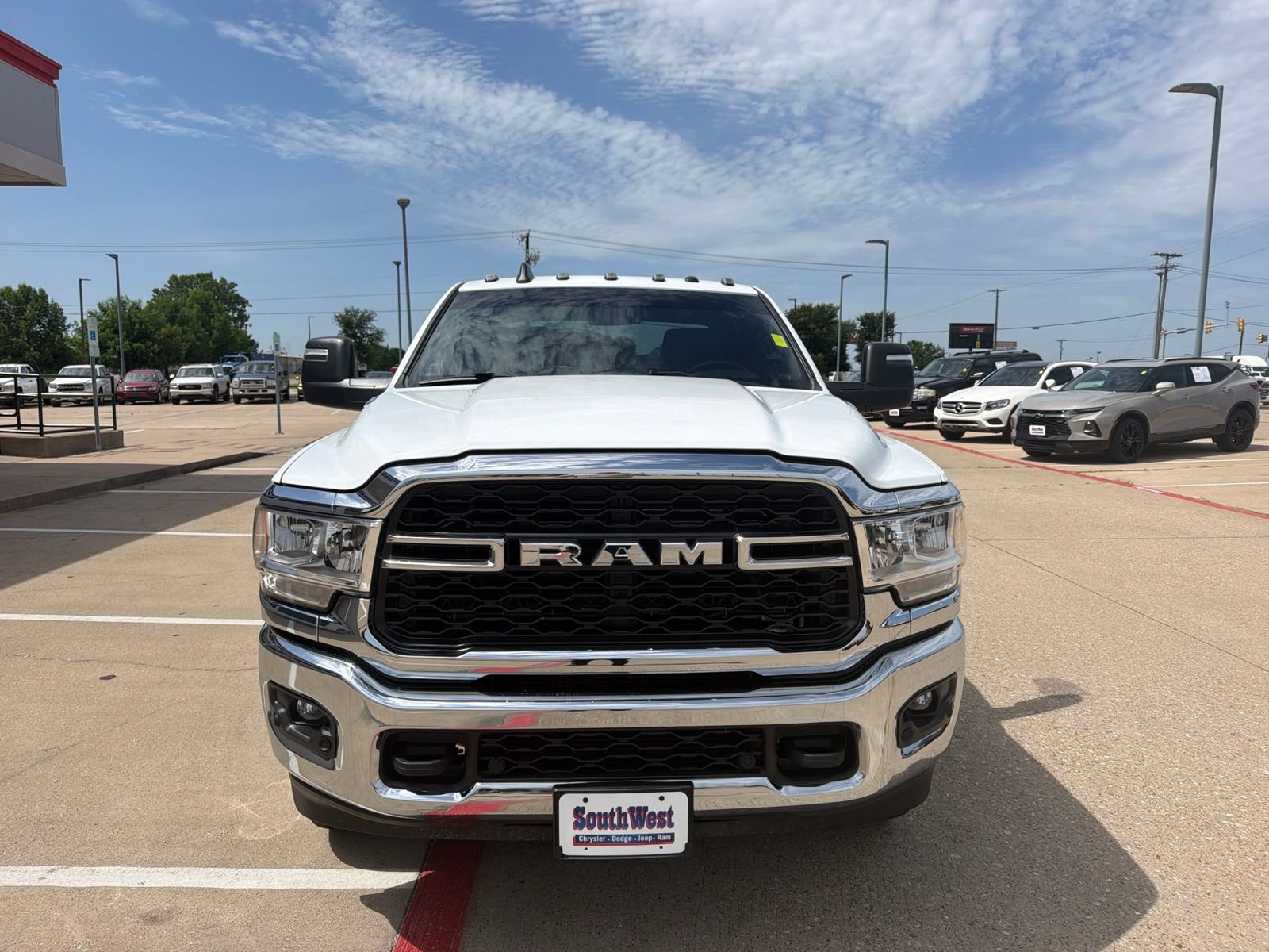 Used 2023 RAM 3500 Tradesman w/ Chrome Appearance Group AWD/4WD image 2