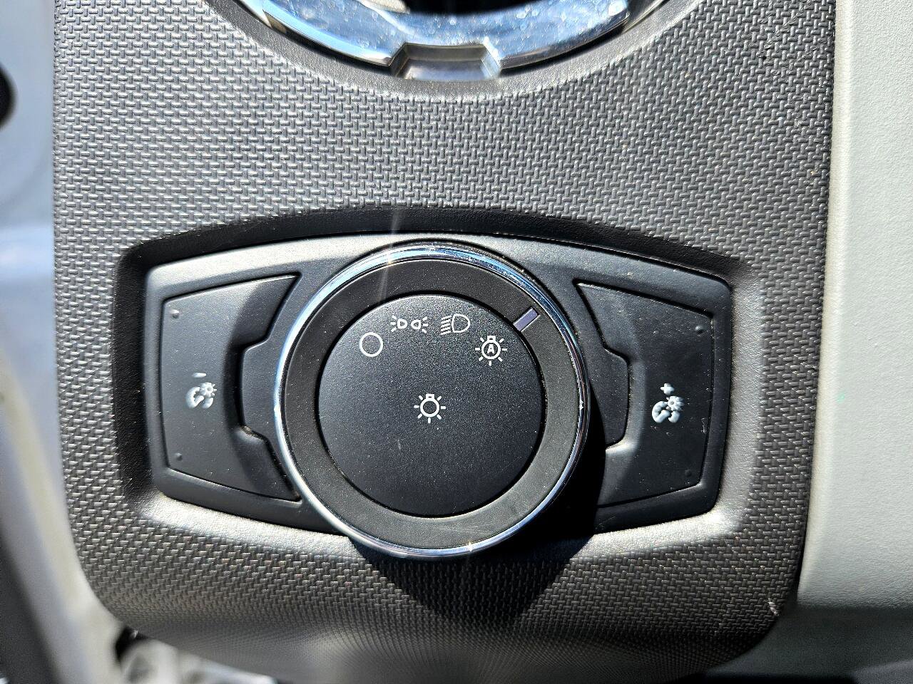 Used 2022 Ford F650 2WD Regular Cab Super Duty image 67