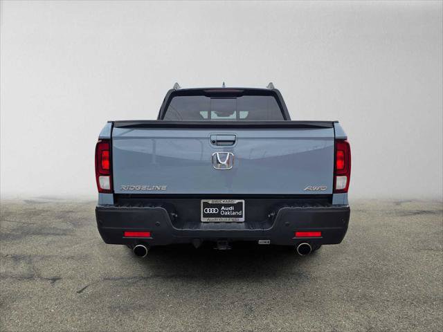 Used 2023 Honda Ridgeline Black Edition image 4