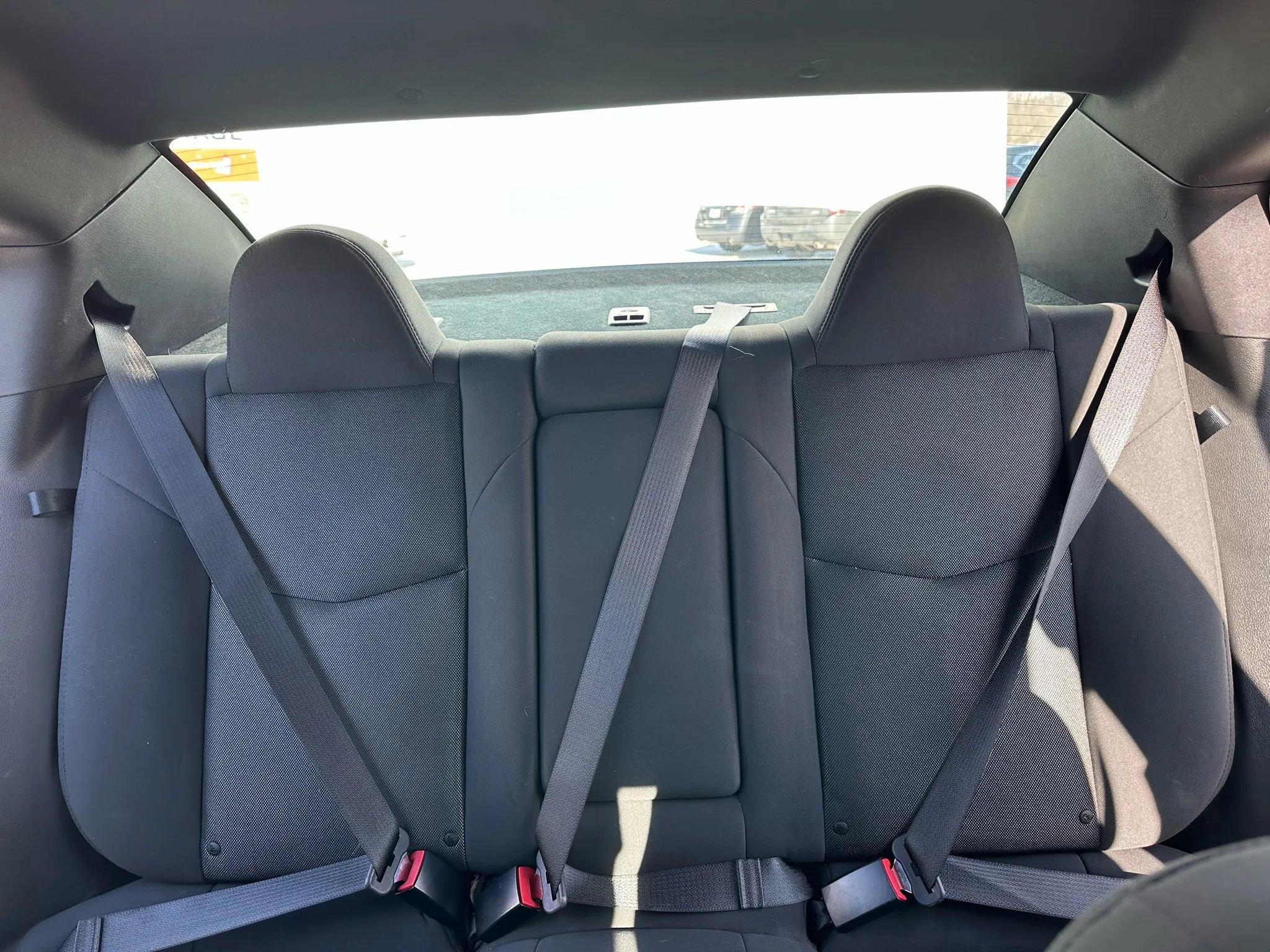 Used 2012 Dodge Avenger SXT image 16