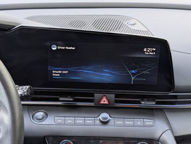 Used 2022 Hyundai Elantra N FWD image 17