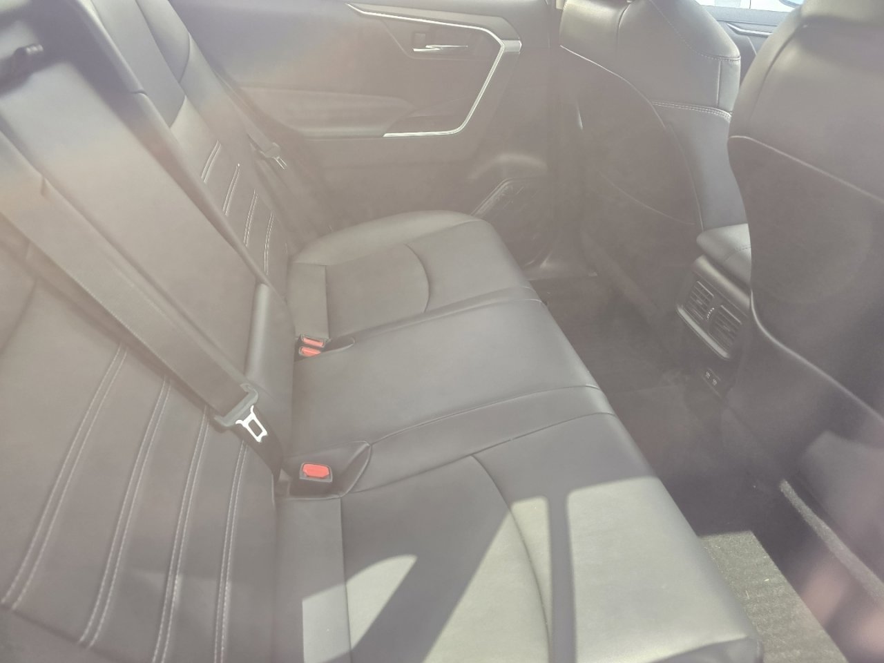Certified 2020 Toyota RAV4 XLE Premium AWD/4WD image 16