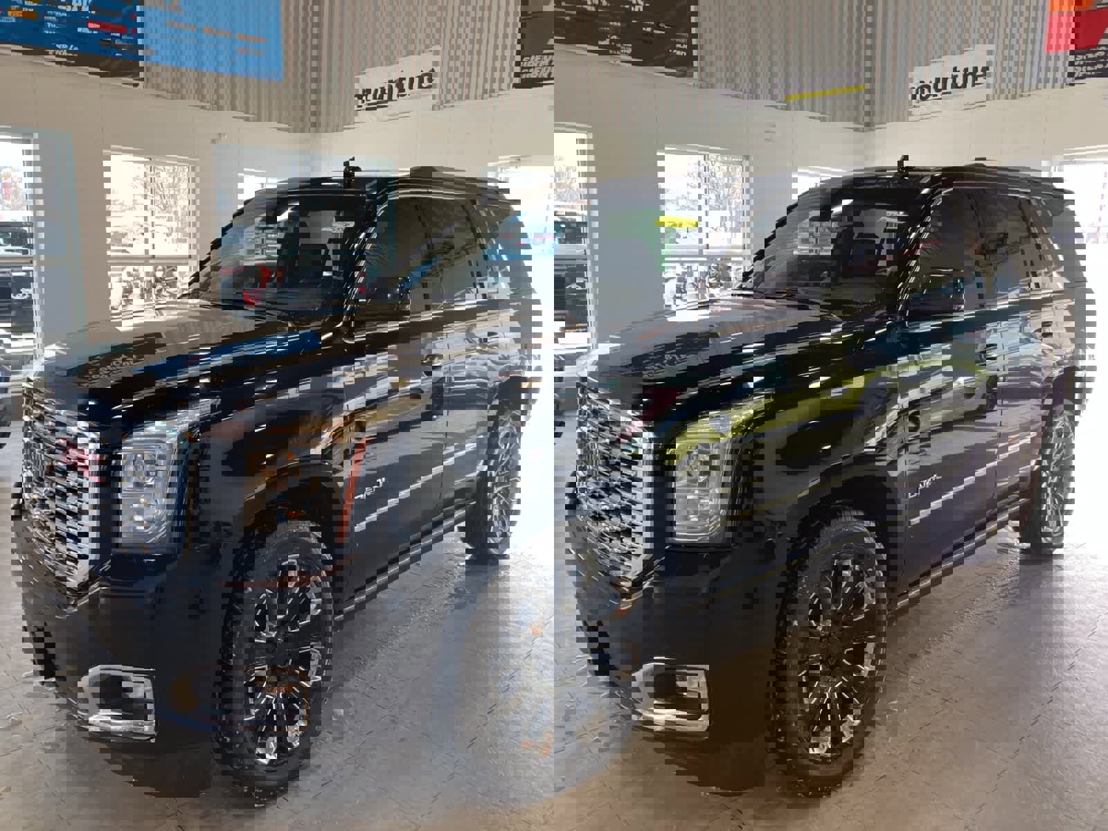 Used 2020 GMC Yukon Denali w/ Denali Ultimate Package