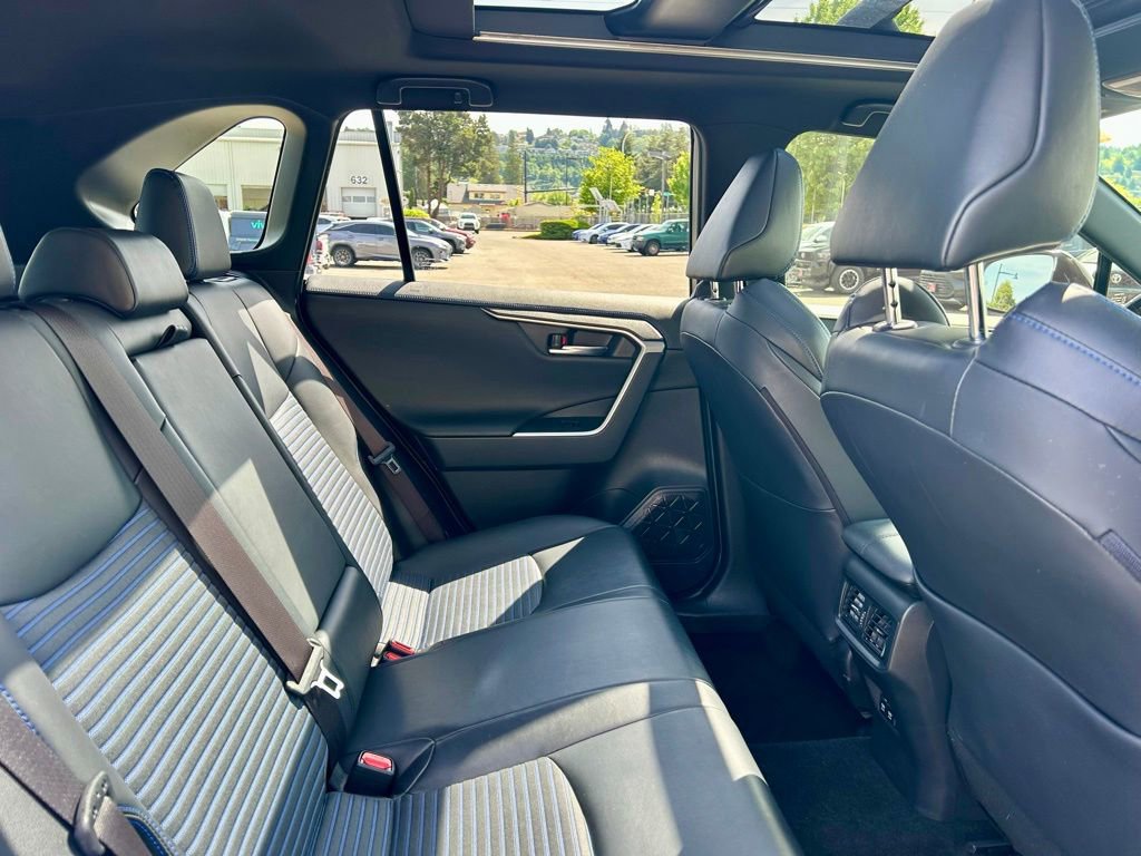 Used 2019 Toyota RAV4 XSE AWD/4WD image 14