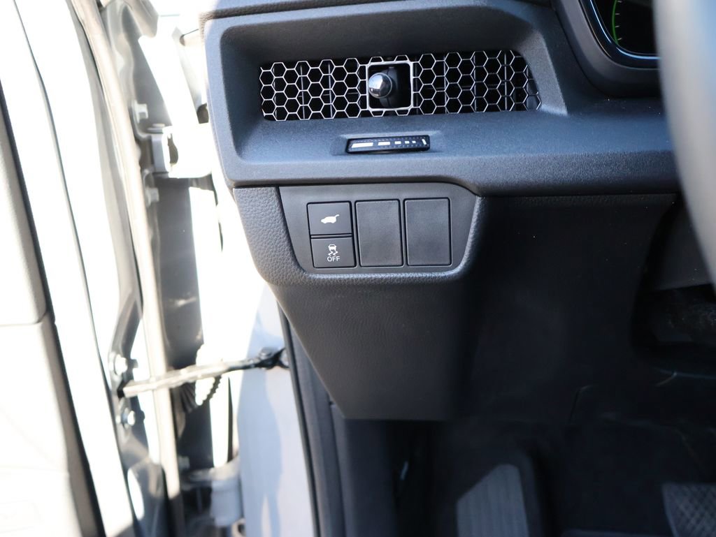 Certified 2025 Honda CR-V Sport-L image 30