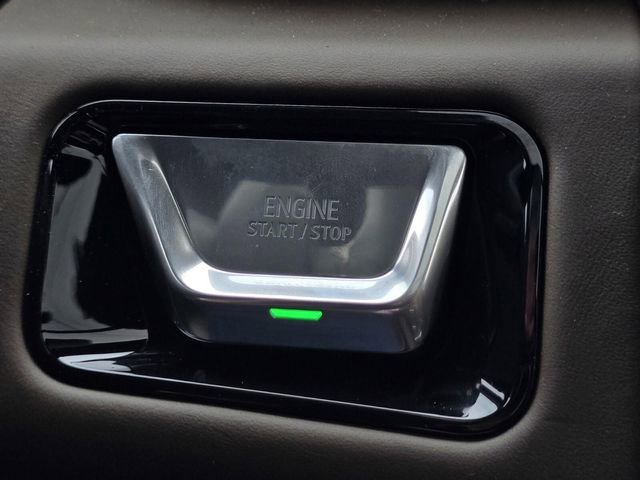New 2026 GMC Yukon XL Denali Ultimate w/ LPO, Floor Liner Package AWD/4WD image 23
