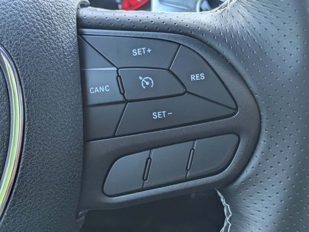 Used 2025 Dodge Durango SRT Hellcat w/ Trailer Tow Group IV AWD/4WD image 27