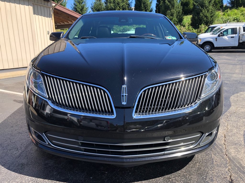 Used 2016 Lincoln MKS AWD image 8