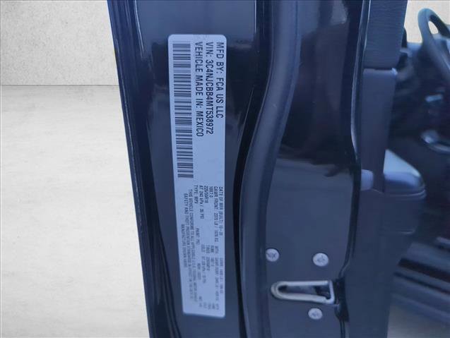 Used 2021 Jeep Compass Latitude image 30