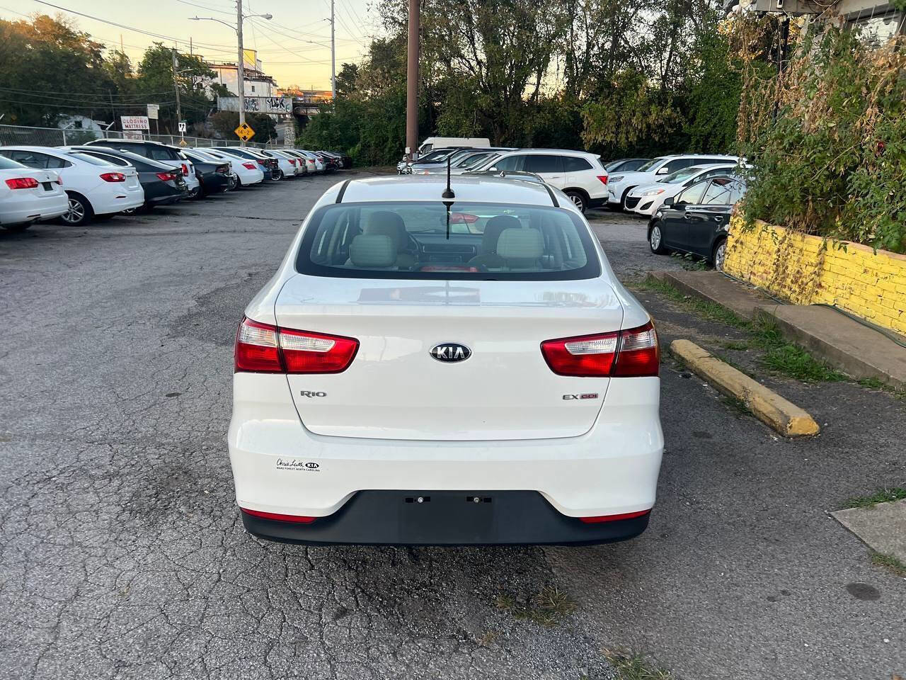 Used 2016 Kia Rio EX image 4