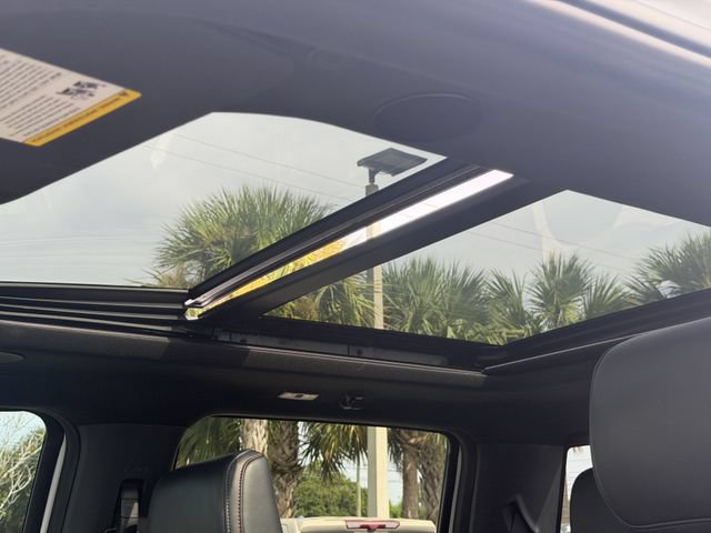 Used 2025 Ford F150 Raptor w/ Equipment Group 803A Raptor R AWD/4WD image 19