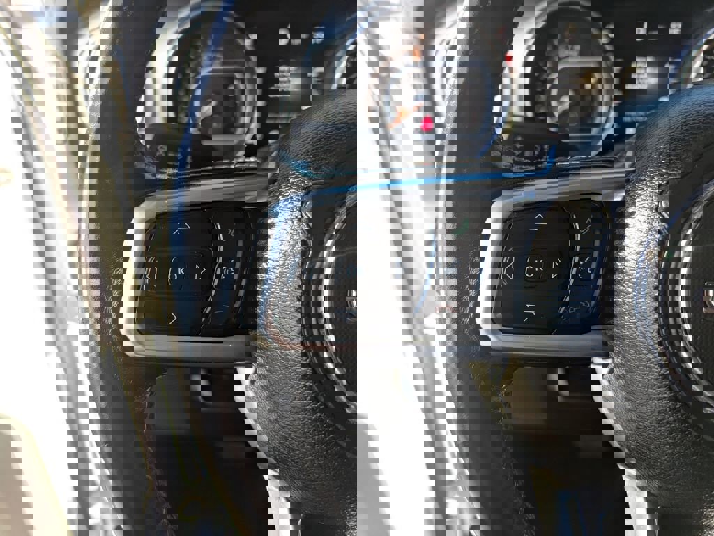 Used 2020 Jeep Gladiator Overland image 25