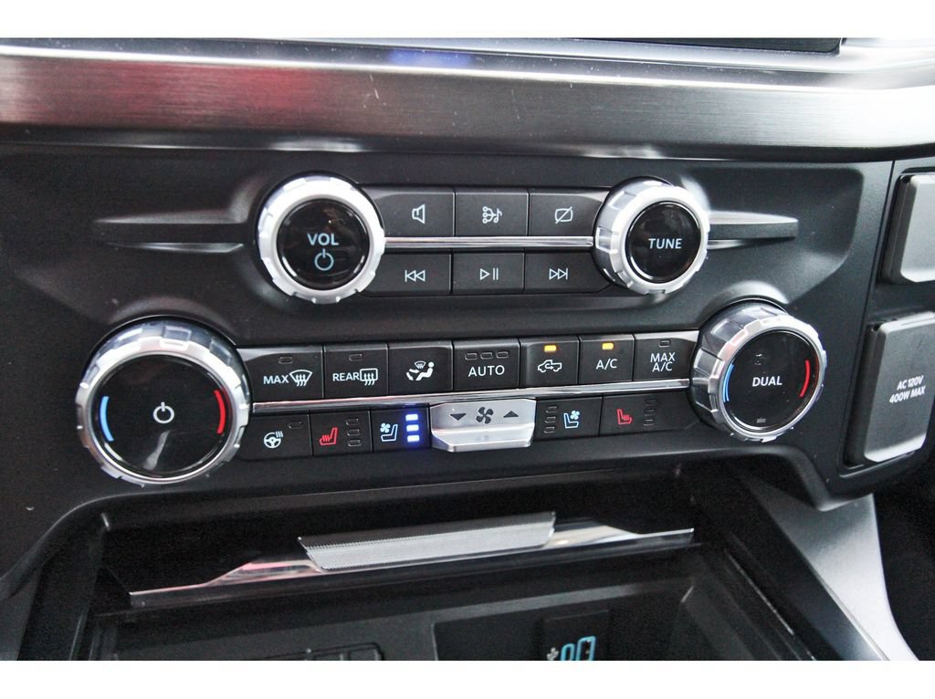 Certified 2023 Ford F250 Lariat w/ Sport Appearance Package AWD/4WD image 27