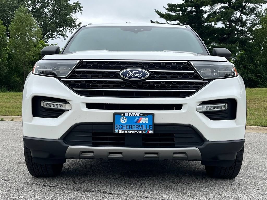 Used 2020 Ford Explorer XLT w/ Equipment Group 202A AWD/4WD image 2