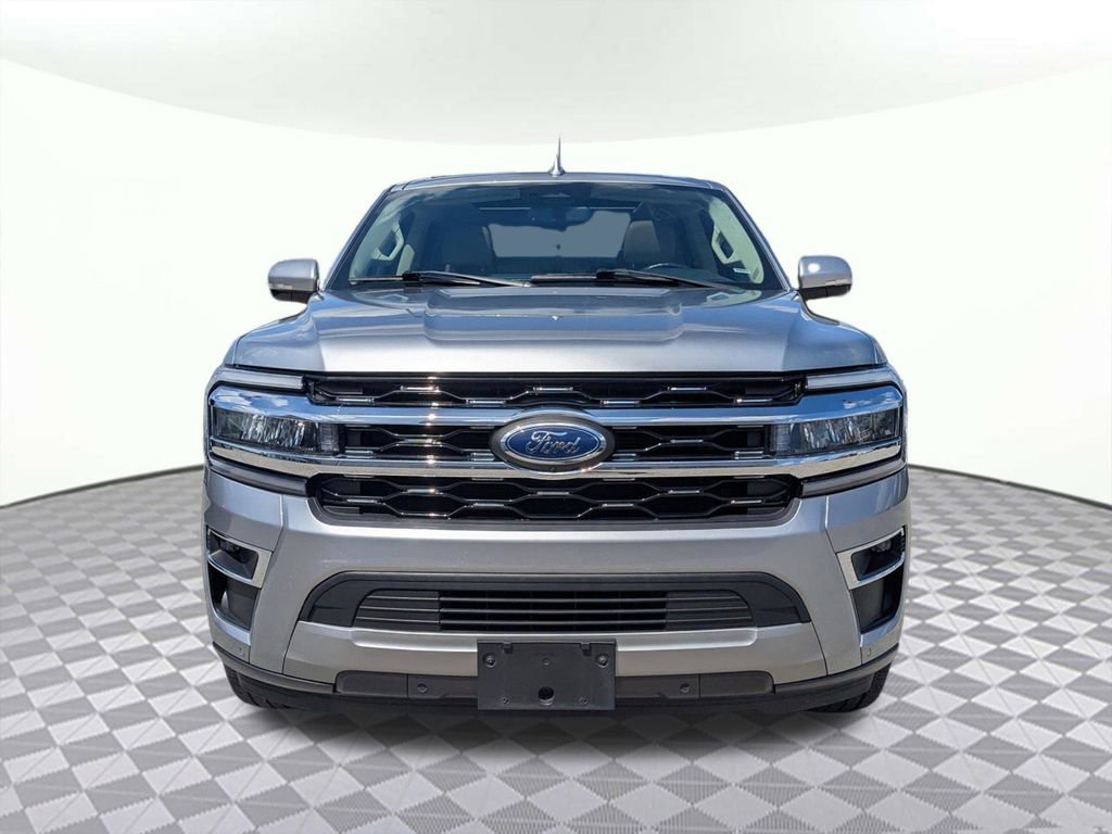 Used 2024 Ford Expedition Limited AWD/4WD image 8