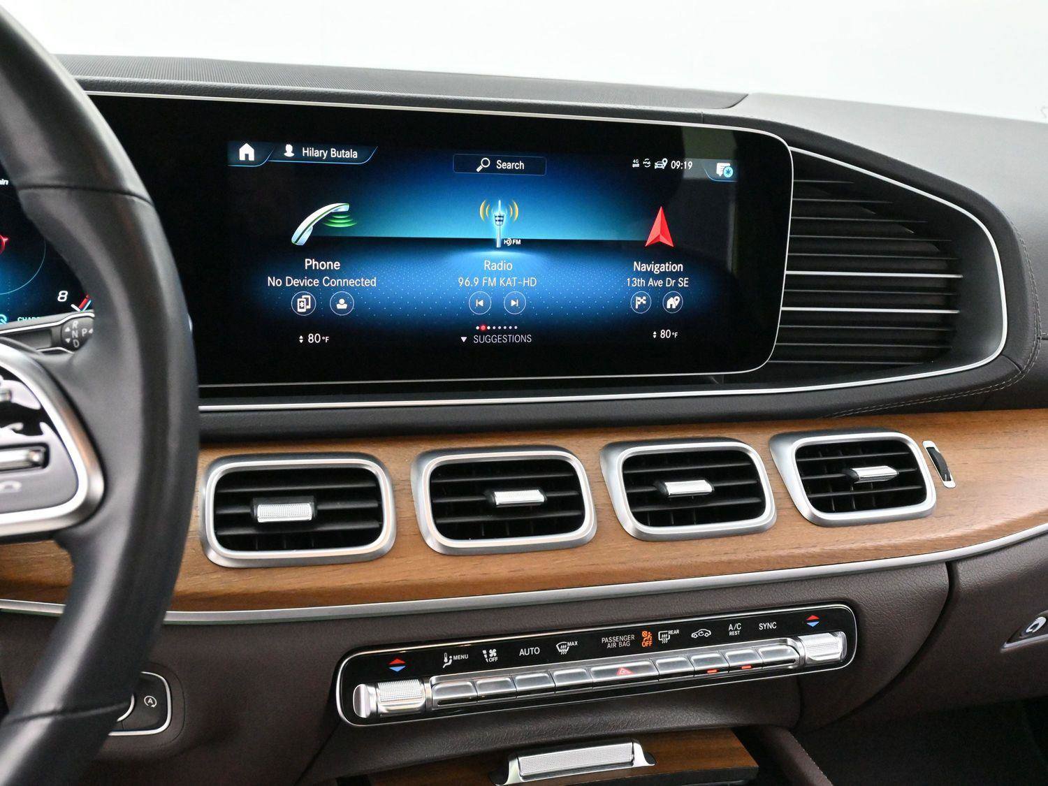 Used 2023 Mercedes-Benz GLS 450 4MATIC image 20