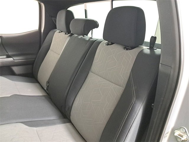 Used 2020 Toyota Tacoma TRD Off-Road image 13