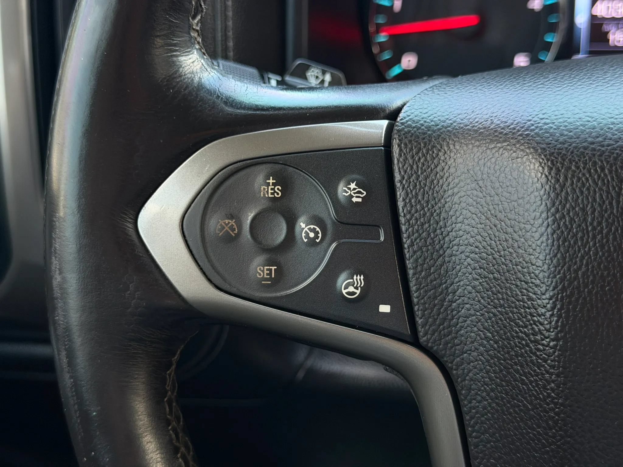 Used 2017 Chevrolet Silverado 2500 High Country w/ Duramax Plus Package AWD/4WD image 28