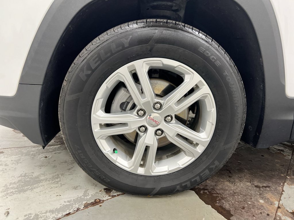 Used 2024 GMC Terrain SLE AWD/4WD image 26